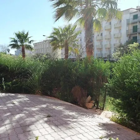 Fantastic With Pool Almost On The Sandy Beach! Apartmán Portimão