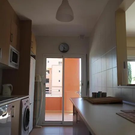 Fantastic With Pool Almost On The Sandy Beach! Apartmán Portimão