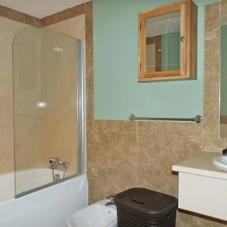 Fantastic With Pool Almost On The Sandy Beach! Apartman
